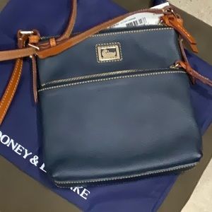Dooney & Bourke crossbody bag